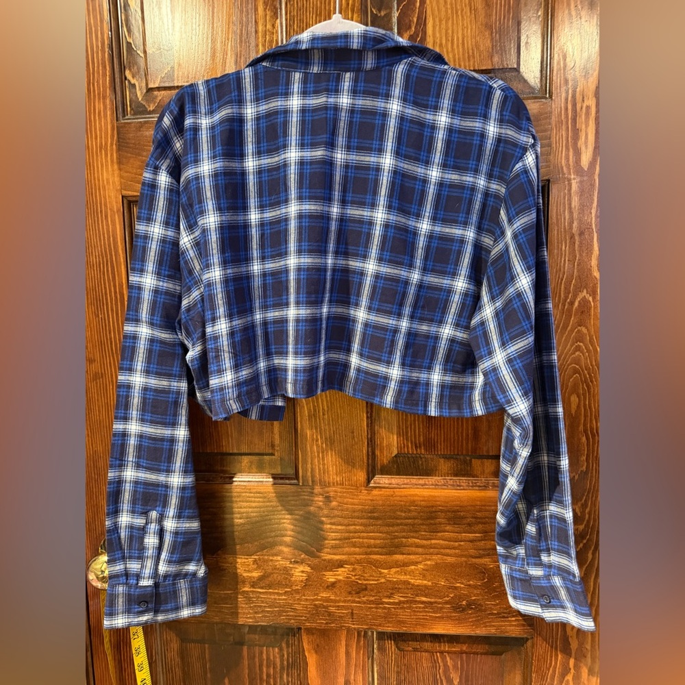 Vintage y2k H&M Divided Blue Plaid Cropped Shirt - Picture 5 of 5